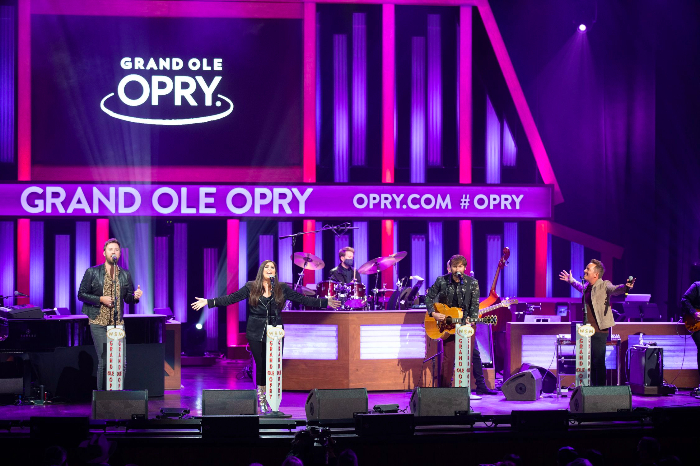 Lady A Performs on Circle’s Opry Live November 21