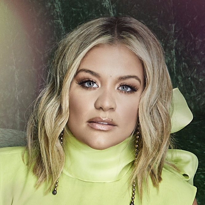 Lauren Alaina Kicks Off Her Holiday Season This Week with a Performance on the Macy’s Thanksgiving Day Parade