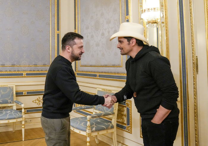 Brad Paisley Visits Ukraine and Meets with President Volodymyr Zelenskyy