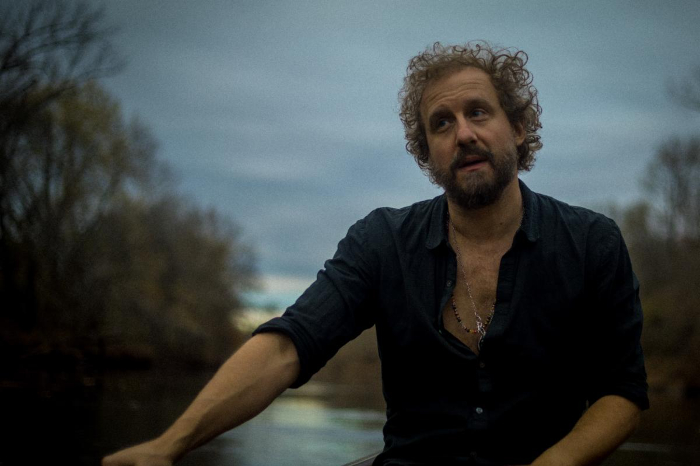 Phosphorescent Shares Video For New Single Impossible House