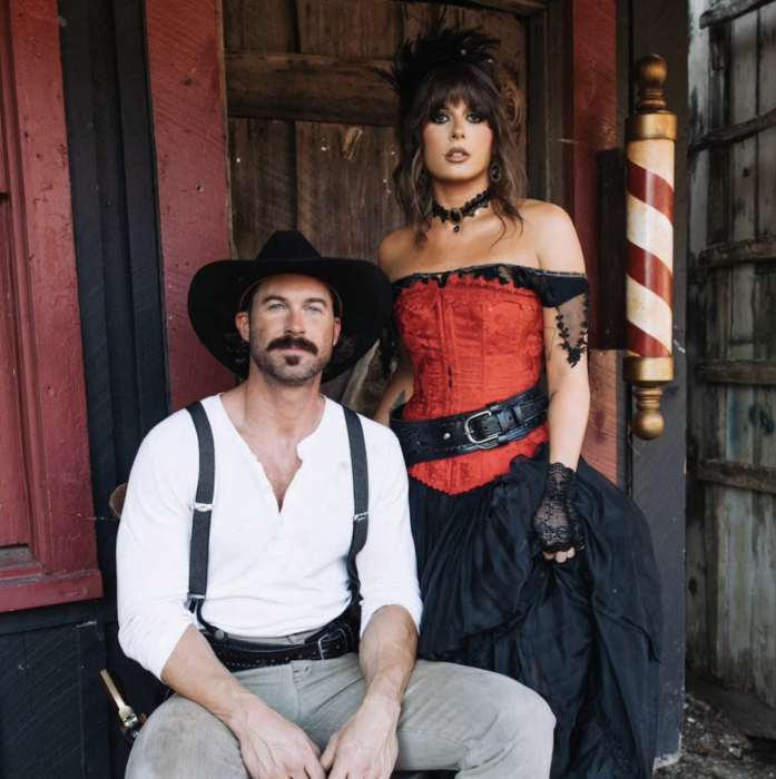 Riley Green and Ella Langley Take on the Wild West in Saloon-Set Official Video for “You Look Like You Love Me”