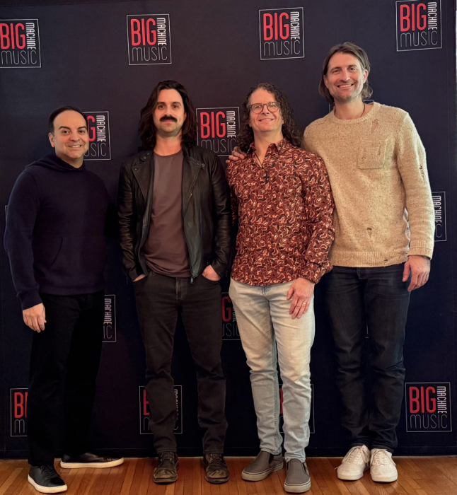 Big Machine Music - Ryan Hurd Sign Joe Clemmons to an Exclusive Co-Publishing Agreement